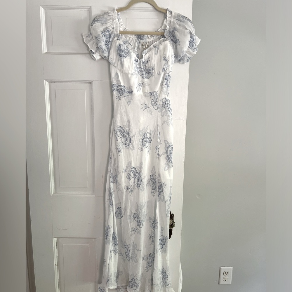 Blue and white floral dress never been worn with tags